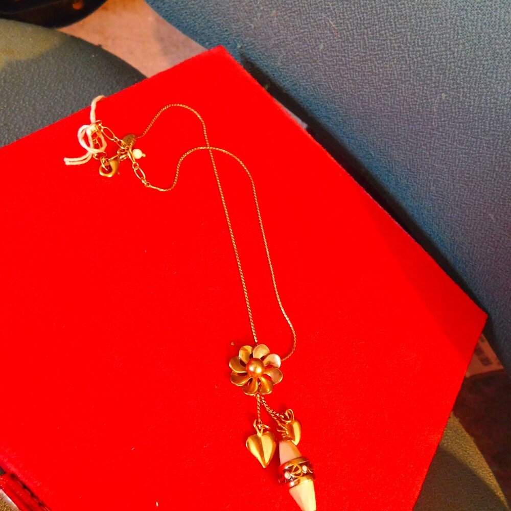 Ladies Pilgrim Necklace